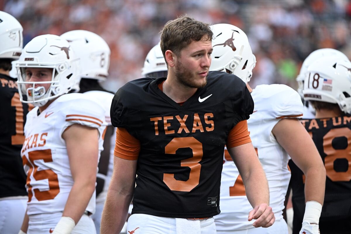 Report: Texas man bid emotional farewell to Longhorn