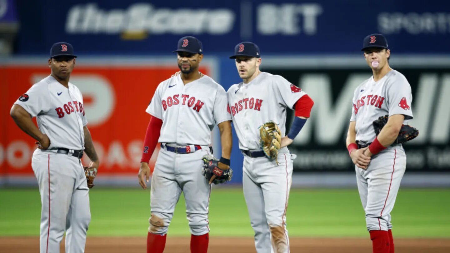 ESPN Report: No hay nada que hacer excepto abandonar a los Red Sox Four Star anuncia su salida debido a su relación con el entrenador Alex Cora….